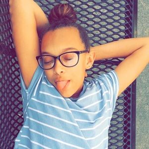 Meet your Posher, Malaya